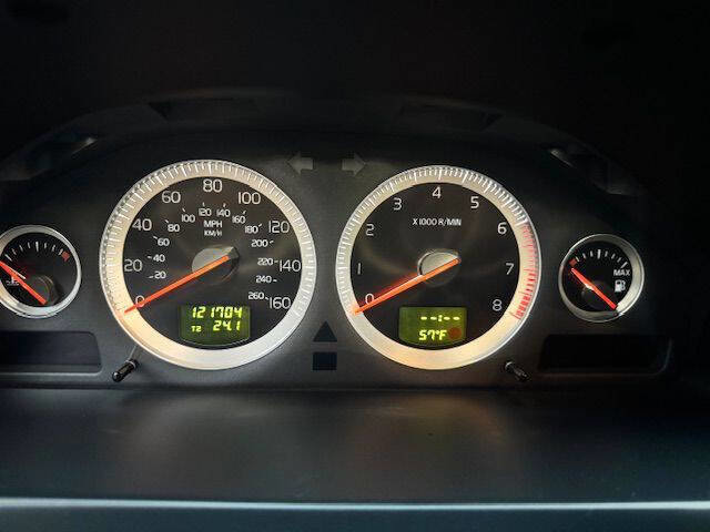 Used 2011 Volvo XC90 3.2 image 17