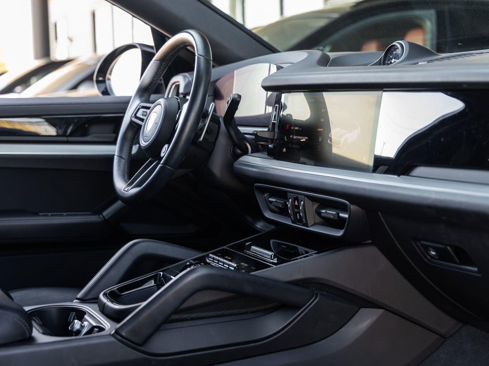 Certified 2024 Porsche Cayenne S image 45