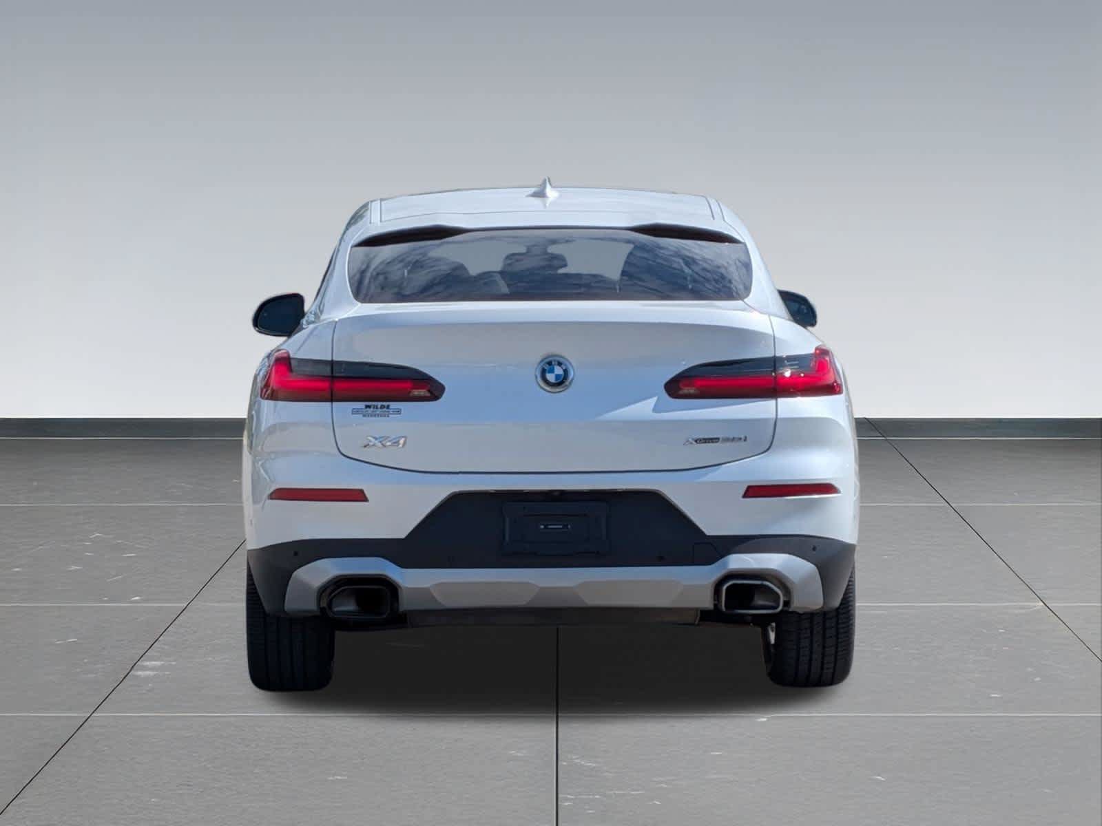 Used 2024 BMW X4 xDrive30i AWD/4WD image 4