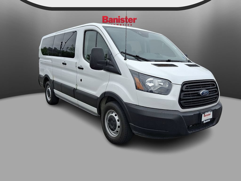Used 2019 Ford Transit 150 XL RWD image 3