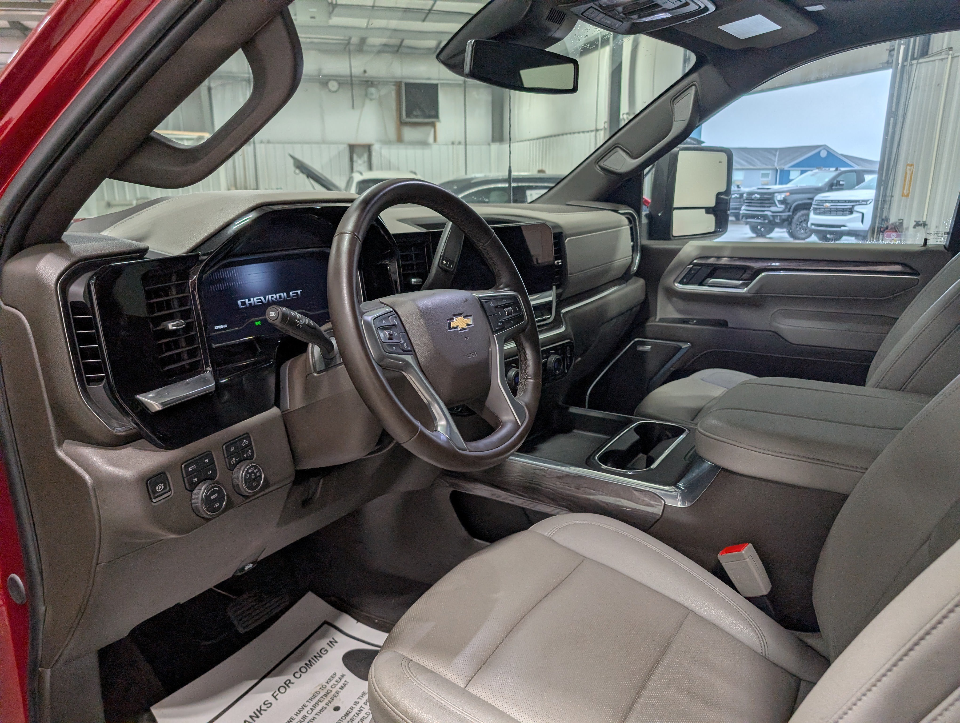 Used 2025 Chevrolet Silverado 3500 LTZ w/ LTZ Plus Package AWD/4WD image 16