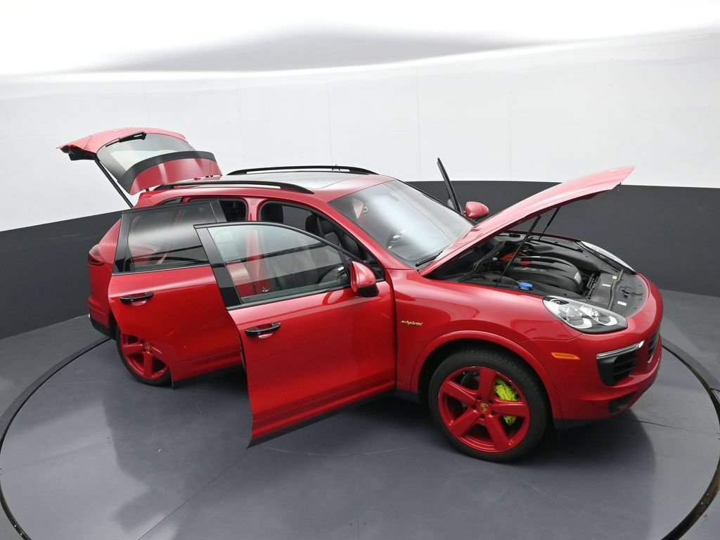 Used 2018 Porsche Cayenne S AWD/4WD image 37