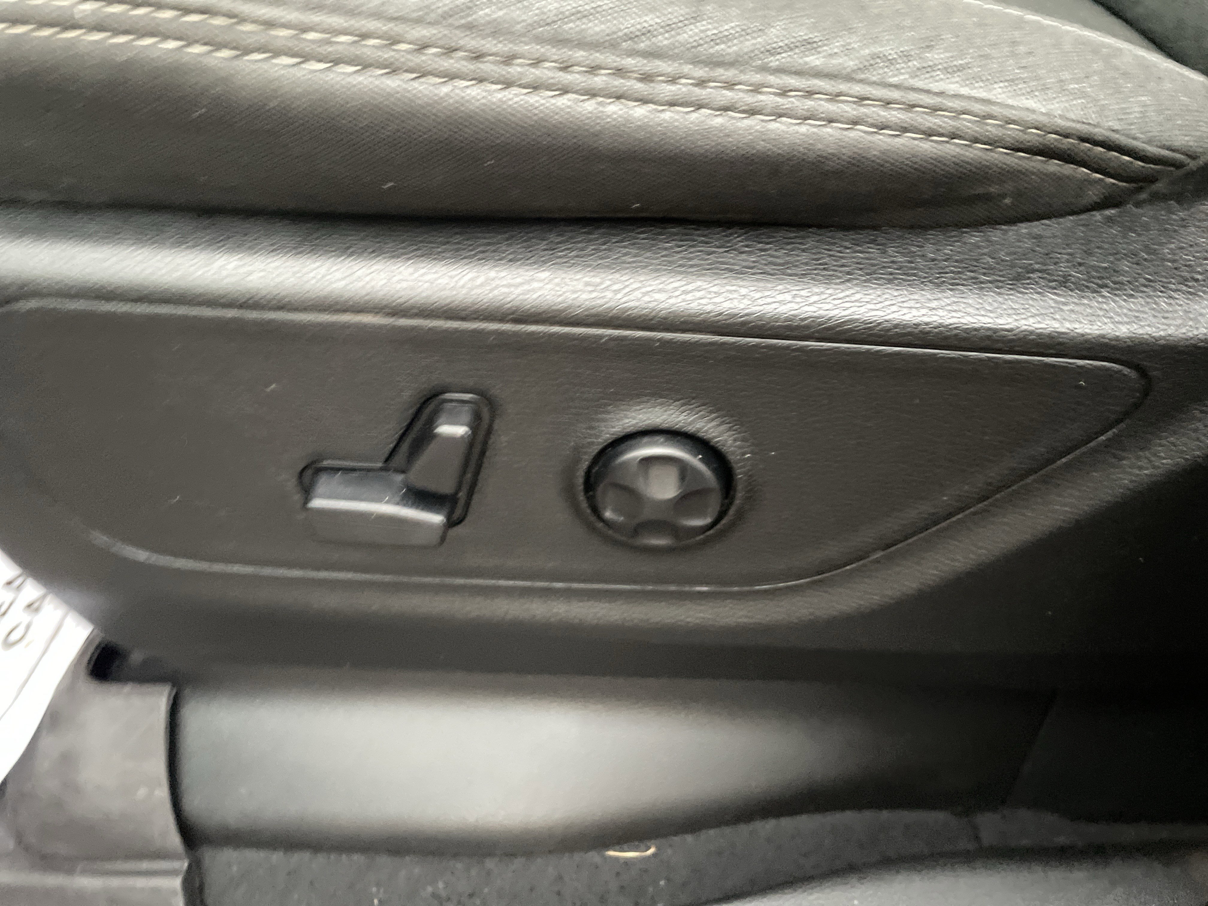 Used 2019 RAM 1500 Big Horn image 32