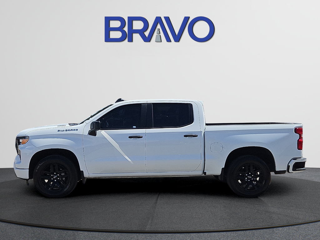 Used 2025 Chevrolet Silverado 1500 Custom RWD image 2