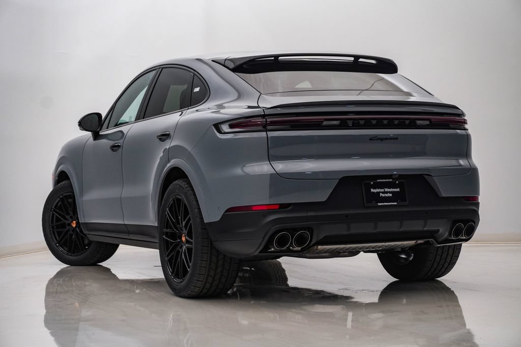 New 2026 Porsche Cayenne Coupe AWD/4WD image 3