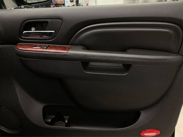 Used 2013 Cadillac Escalade EXT Luxury image 26