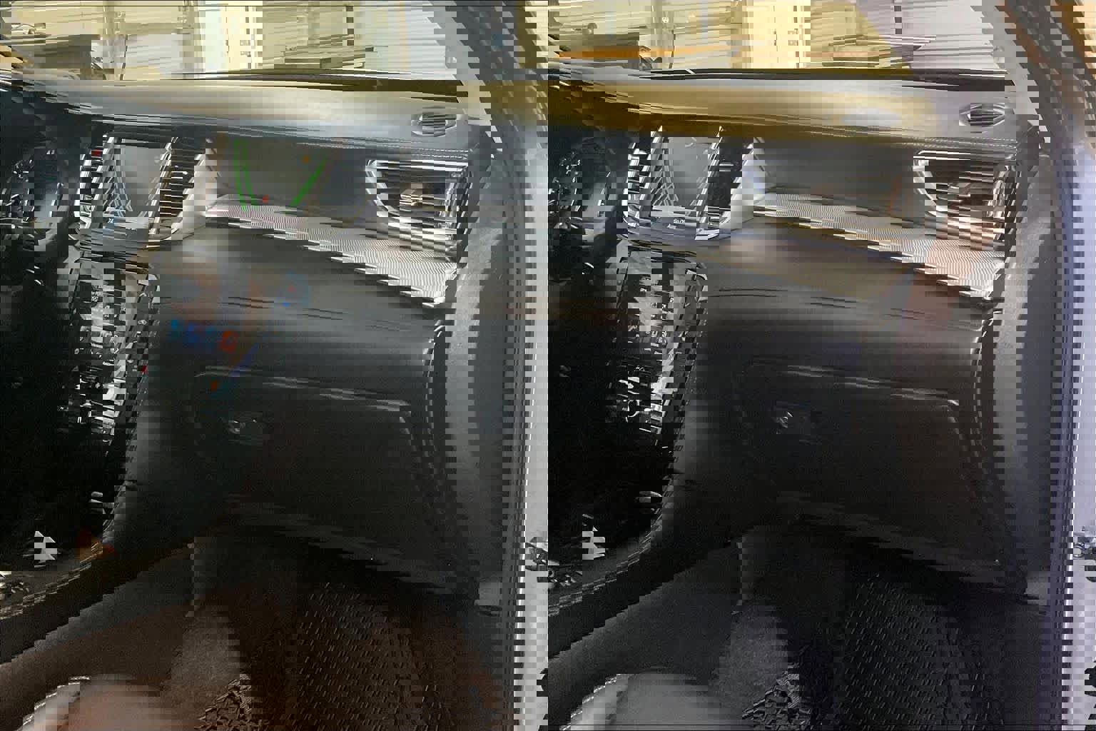 Used 2020 INFINITI QX50 Luxe w/ Navigation Package image 17