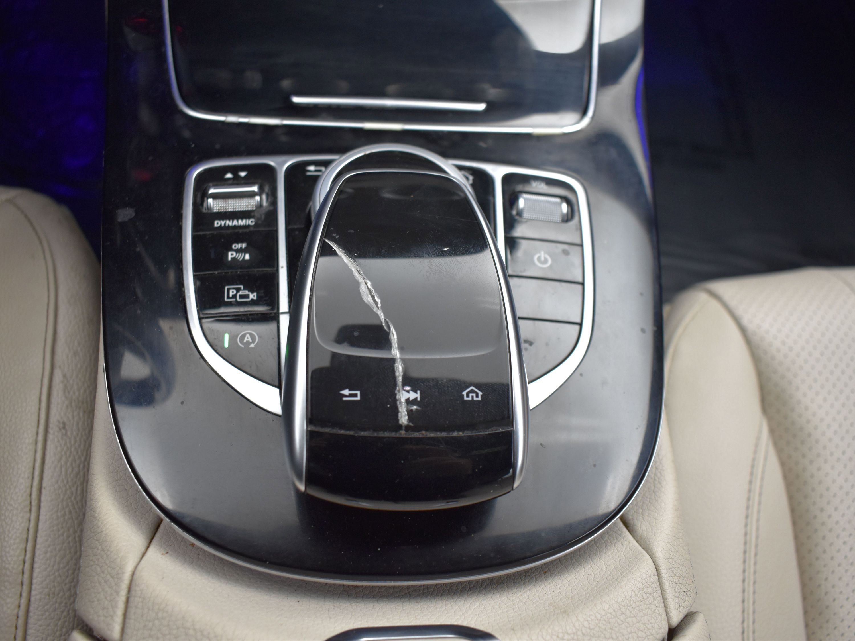 Used 2017 Mercedes-Benz E 300 4MATIC image 10