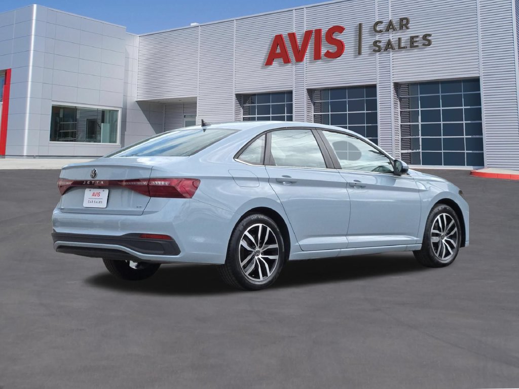 Used 2026 Volkswagen Jetta SE FWD image 6
