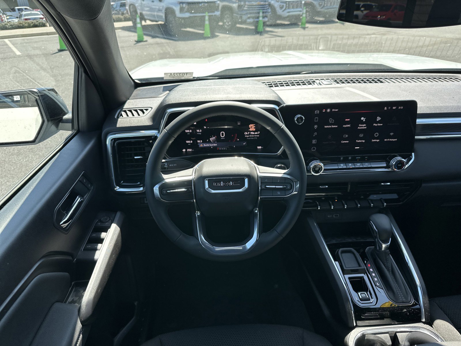 Used 2026 GMC Canyon Elevation image 23