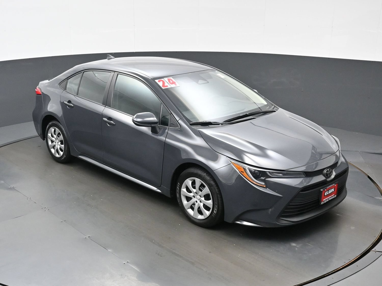 Used 2024 Toyota Corolla LE FWD image 32