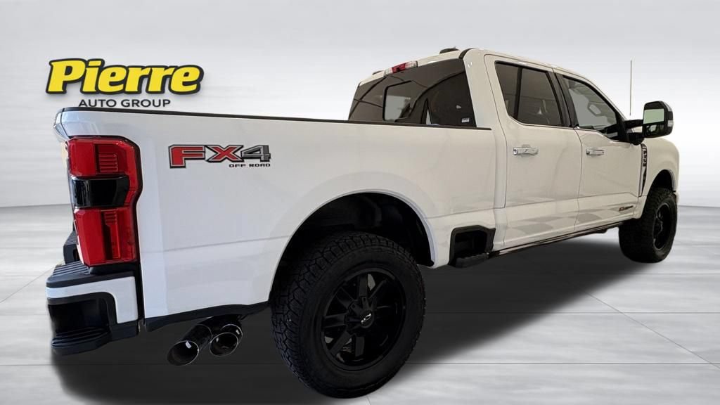 Used 2023 Ford F350 Platinum w/ FX4 Off-Road Package AWD/4WD image 6
