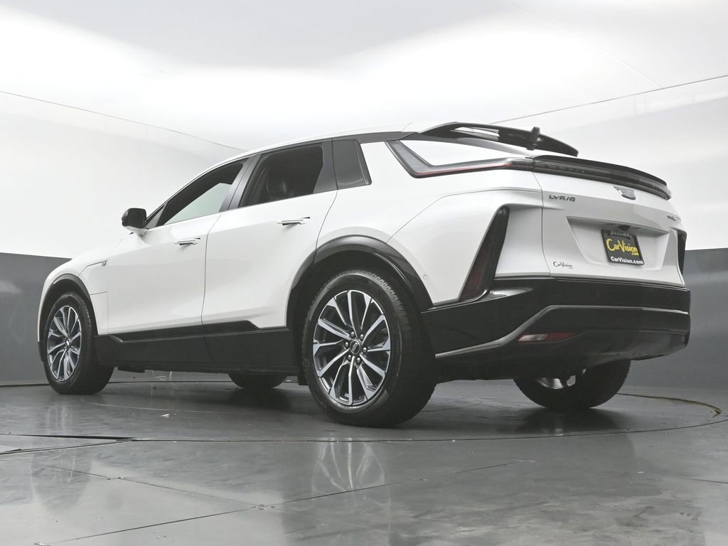 Used 2024 Cadillac Lyriq Sport AWD/4WD image 44