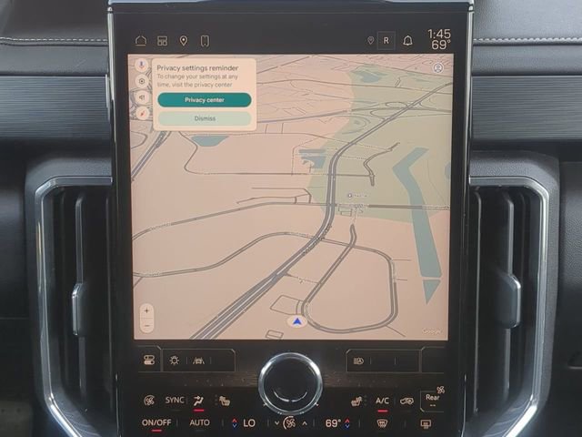 Used 2024 GMC Acadia Elevation image 27