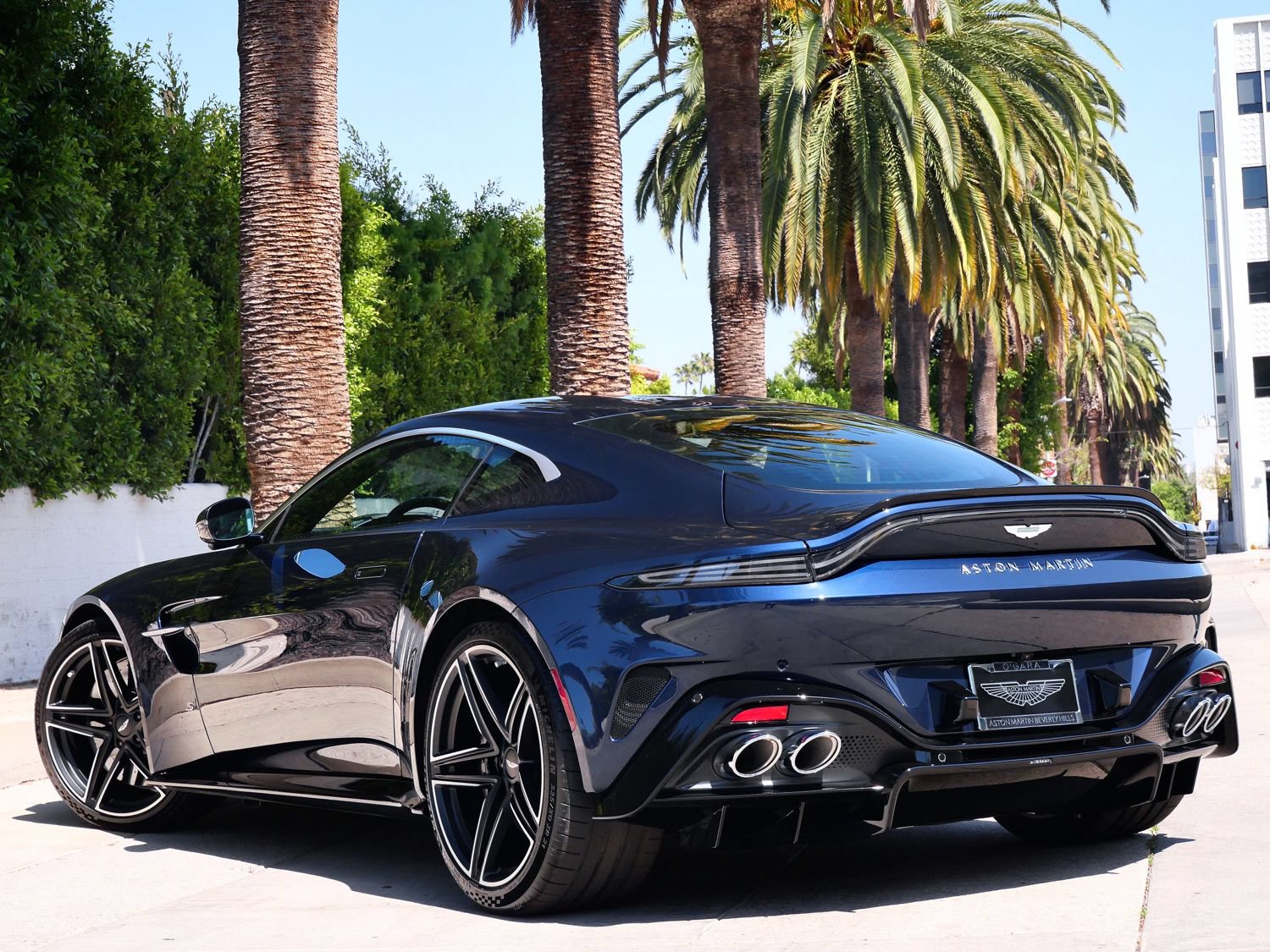 New 2026 Aston Martin V8 Vantage S RWD image 2