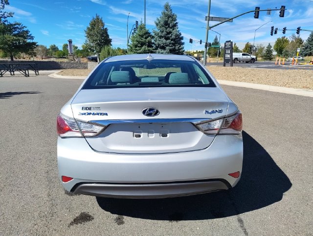 Used 2014 Hyundai Sonata Hybrid FWD image 4