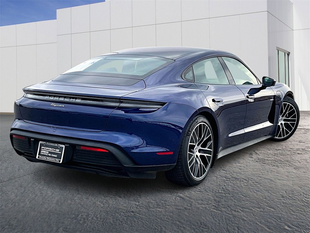 Used 2025 Porsche Taycan image 7