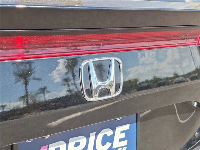 Used 2025 Honda Civic Sport image 29