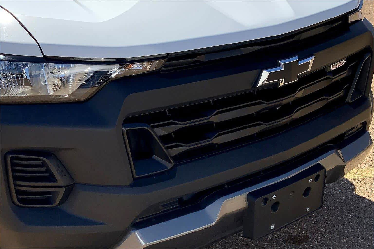 Used 2024 Chevrolet Colorado Trail Boss w/ Technology Package AWD/4WD image 30