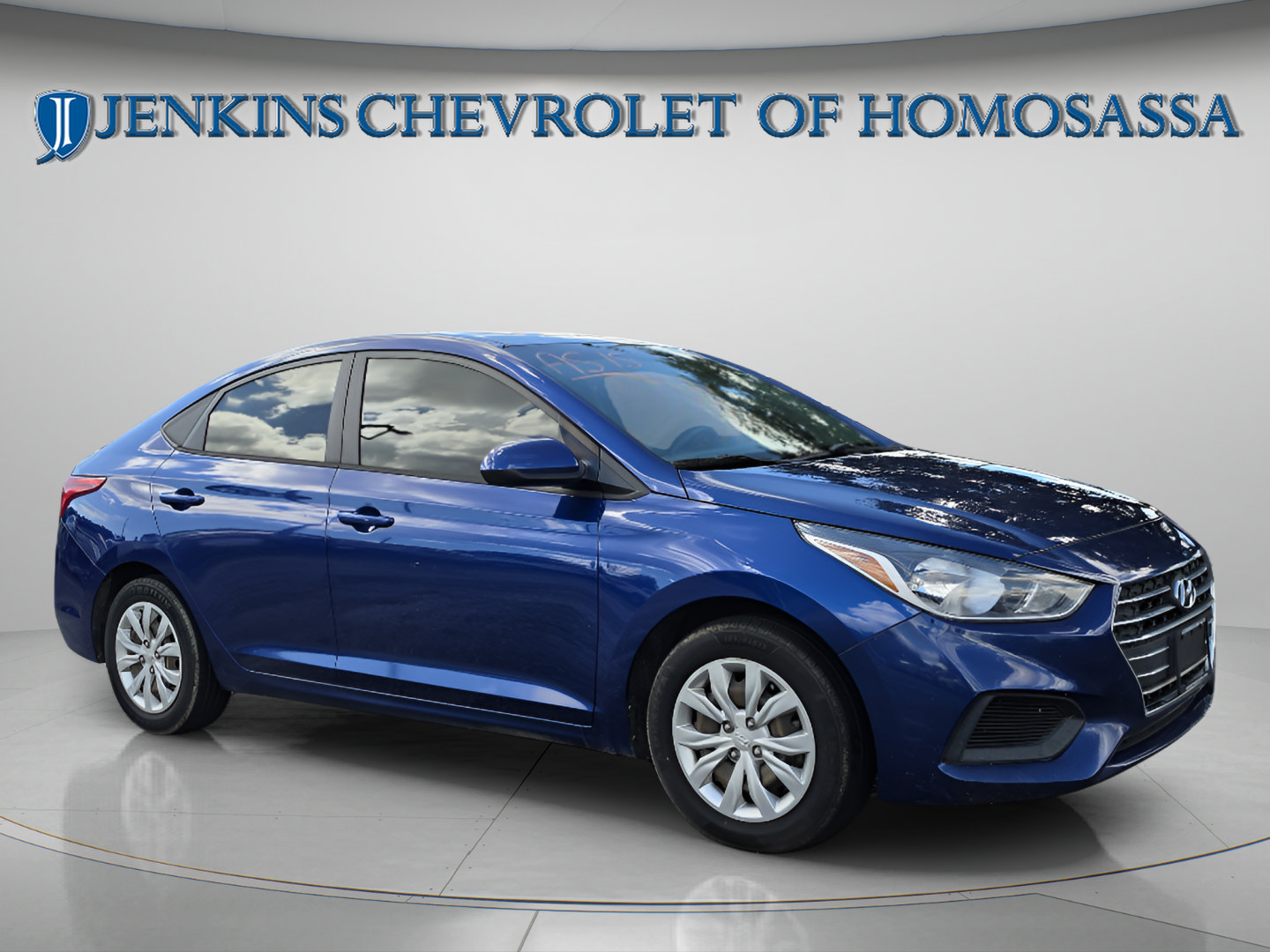 Used 2021 Hyundai Accent SE FWD image 2