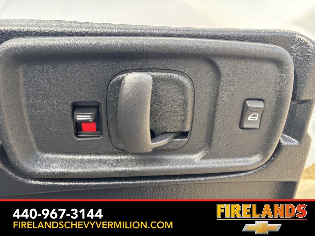 New 2026 Chevrolet Express 3500 RWD image 43