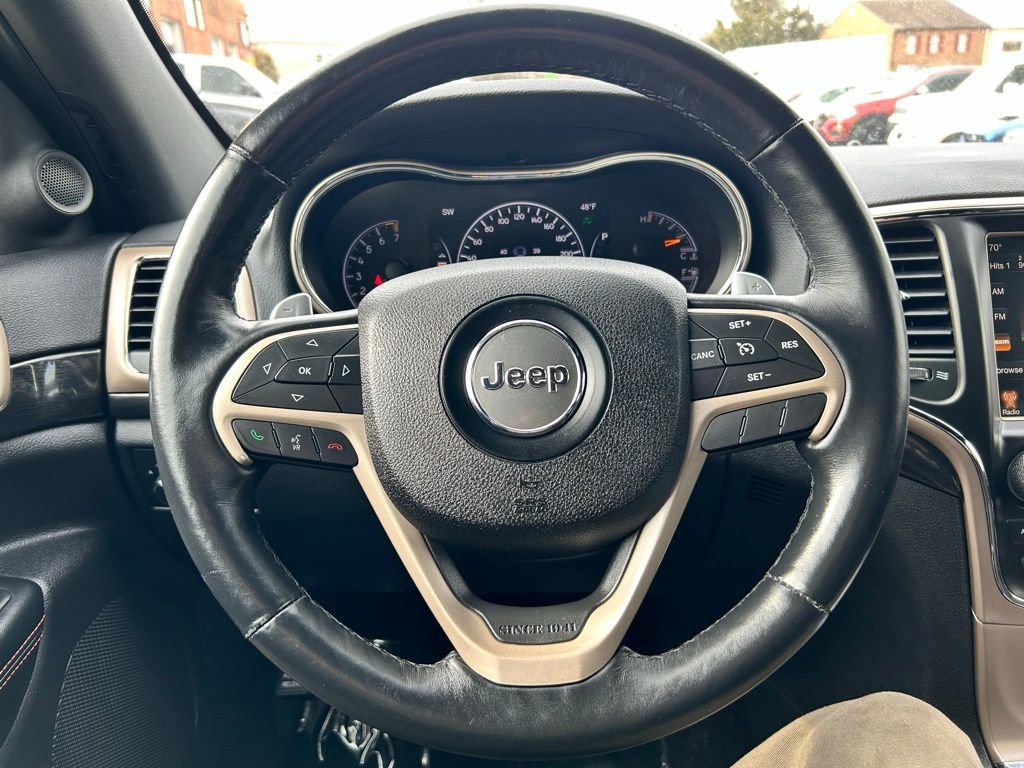 Used 2016 Jeep Grand Cherokee Laredo 75th Anniversary image 22