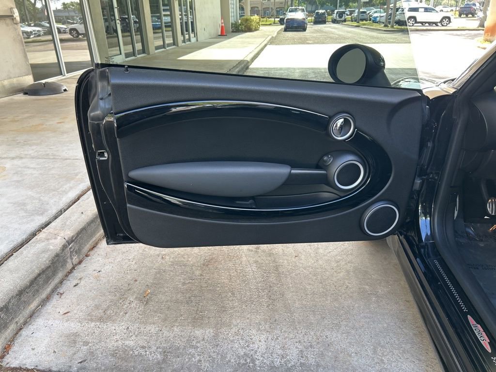 Used 2013 MINI Cooper S image 31