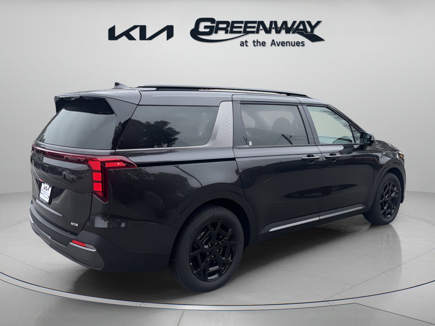 New 2026 Kia Carnival SX w/ SX Dark Edition Package FWD image 4