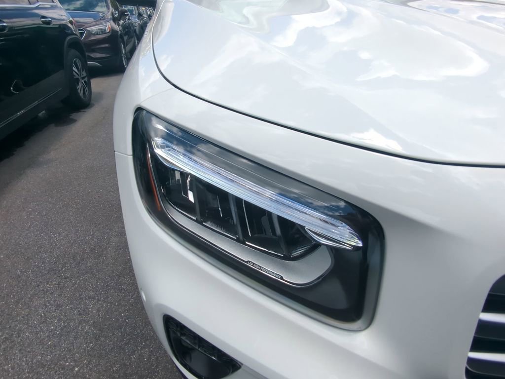 New 2025 Mercedes-Benz GLB 250 GLB 250 image 21