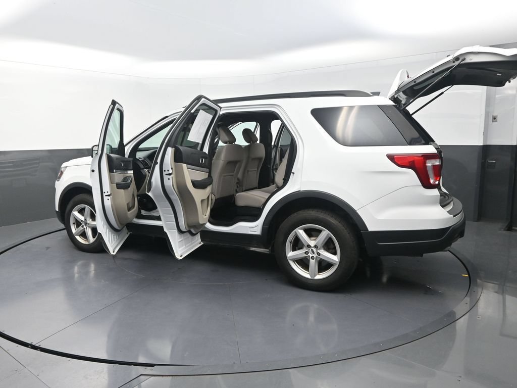 Used 2018 Ford Explorer 4WD w/ Class II Trailer Tow Package image 33