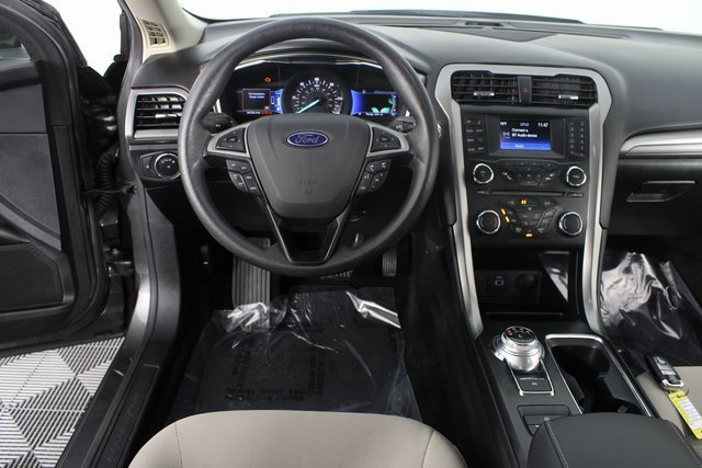 Used 2018 Ford Fusion S image 10