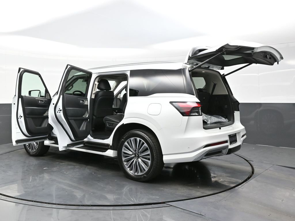 Used 2025 INFINITI QX80 Sensory image 32