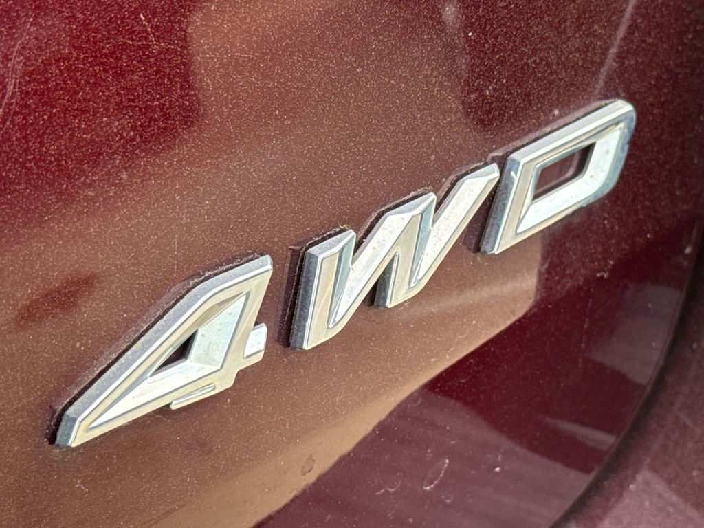 Used 2022 Ford Explorer XLT w/ Equipment Group 202A image 10