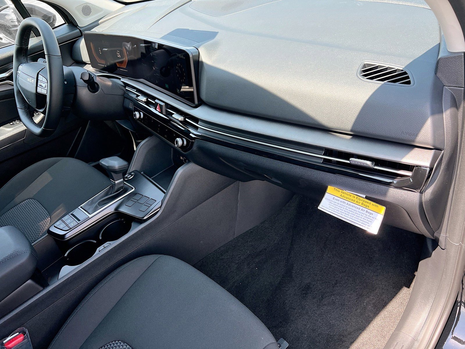 New 2026 Kia Sportage LX FWD image 21