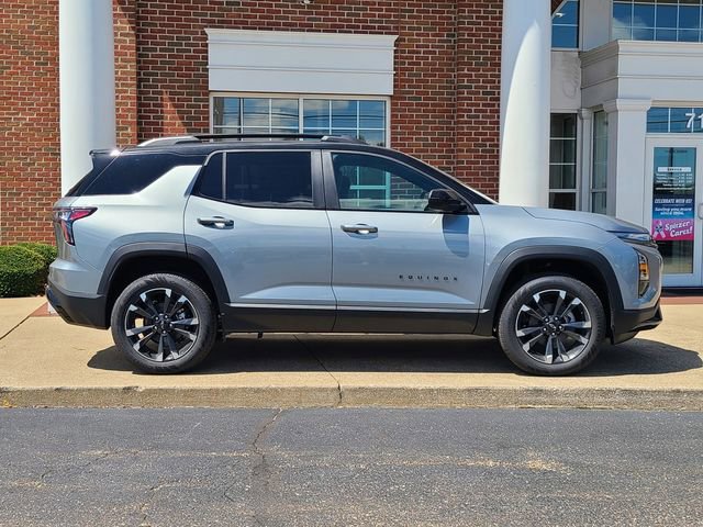 New 2026 Chevrolet Equinox RS w/ LPO, Floor Liner Package image 4