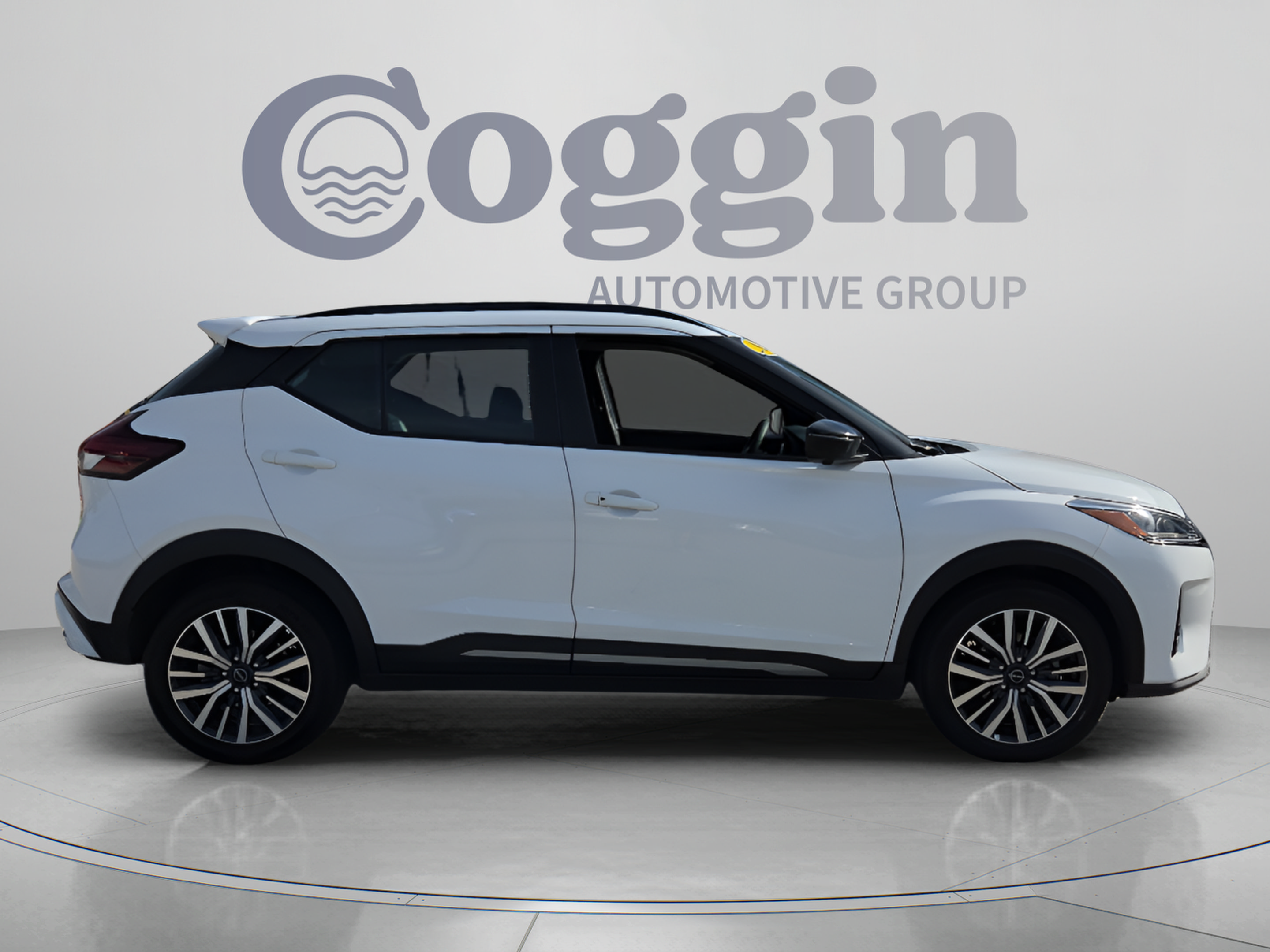 Used 2024 Nissan Kicks SR FWD image 6