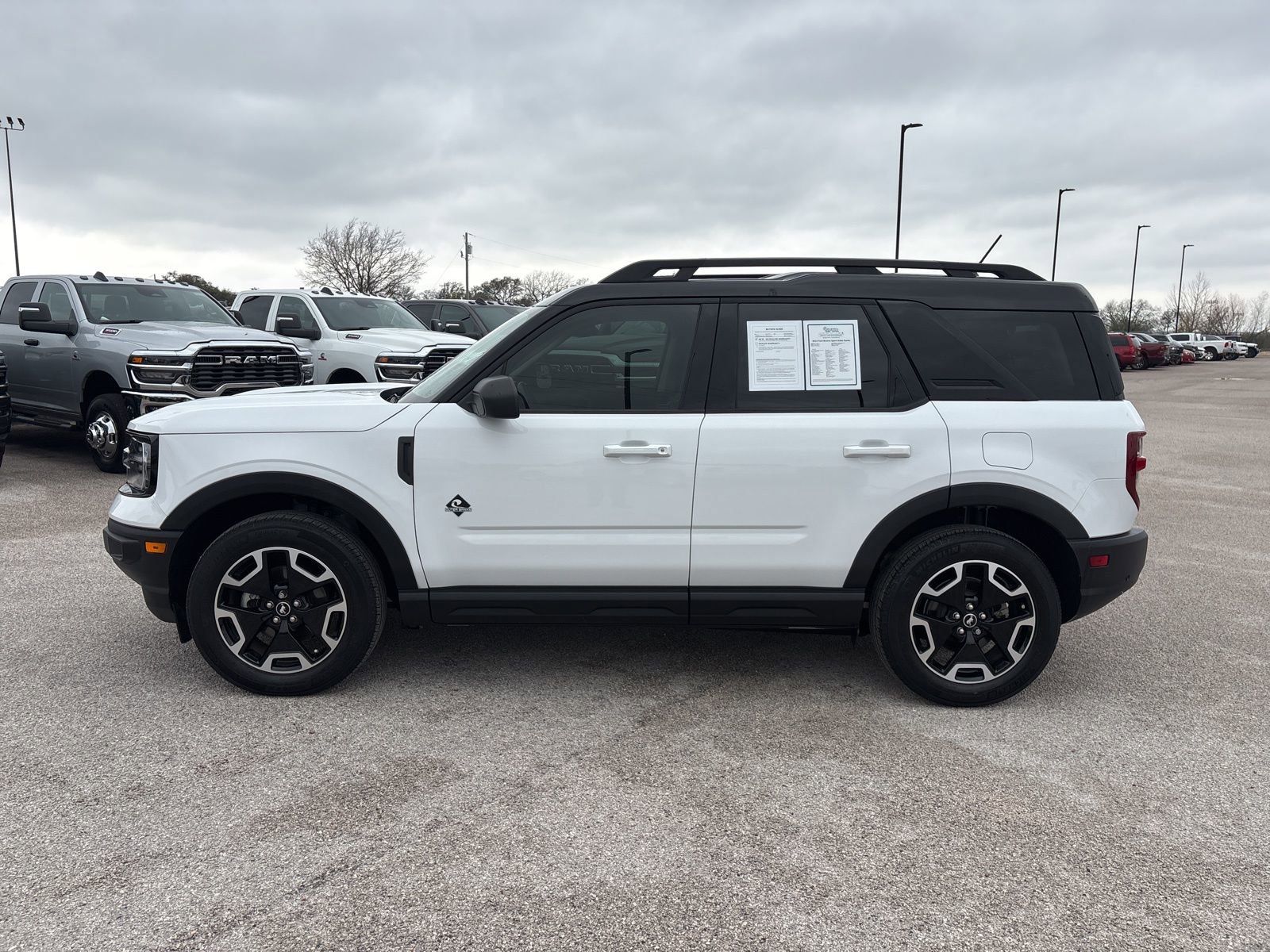 Used 2024 Ford Bronco Sport Outer Banks w/ Tech Package video 2