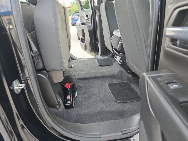 Used 2020 Chevrolet Silverado 1500 Custom w/ Custom Value Package image 35