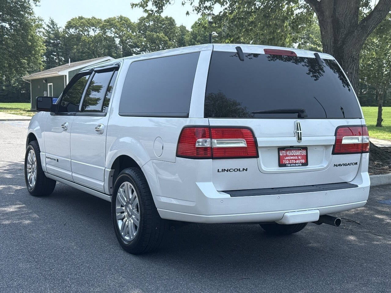 Used 2013 Lincoln Navigator L 2WD w/ HD Trailer Tow Pkg image 9