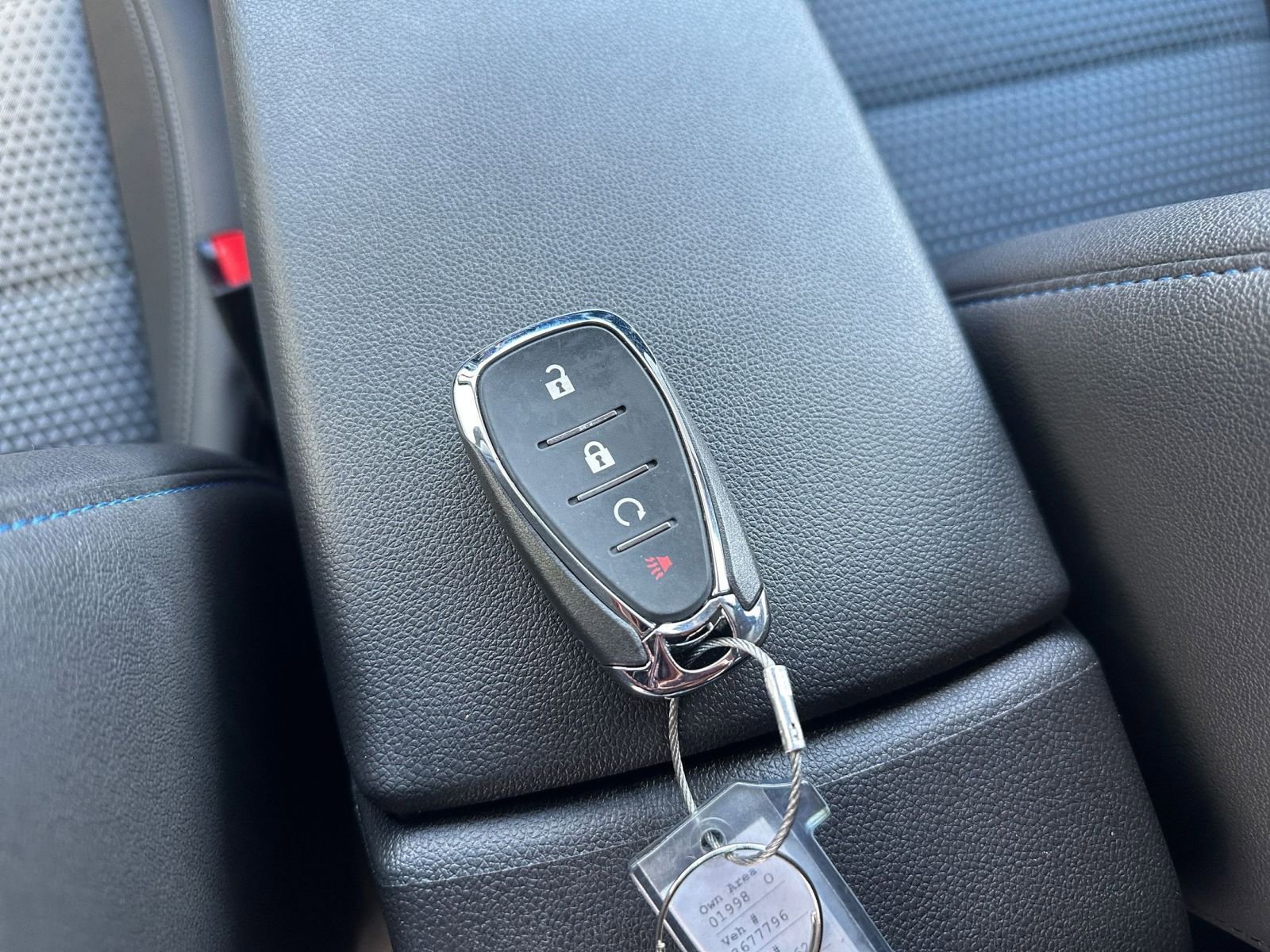 Used 2025 Chevrolet Trax LT w/ LT Convenience Package image 22