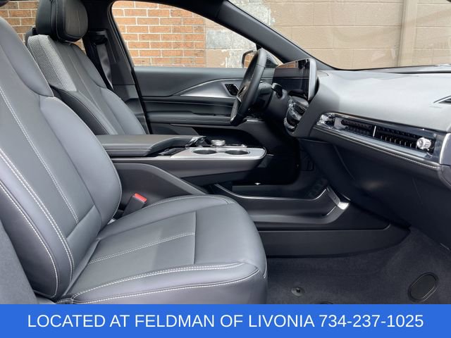 Used 2024 Cadillac Lyriq Tech w/ Driver Assist Package image 28