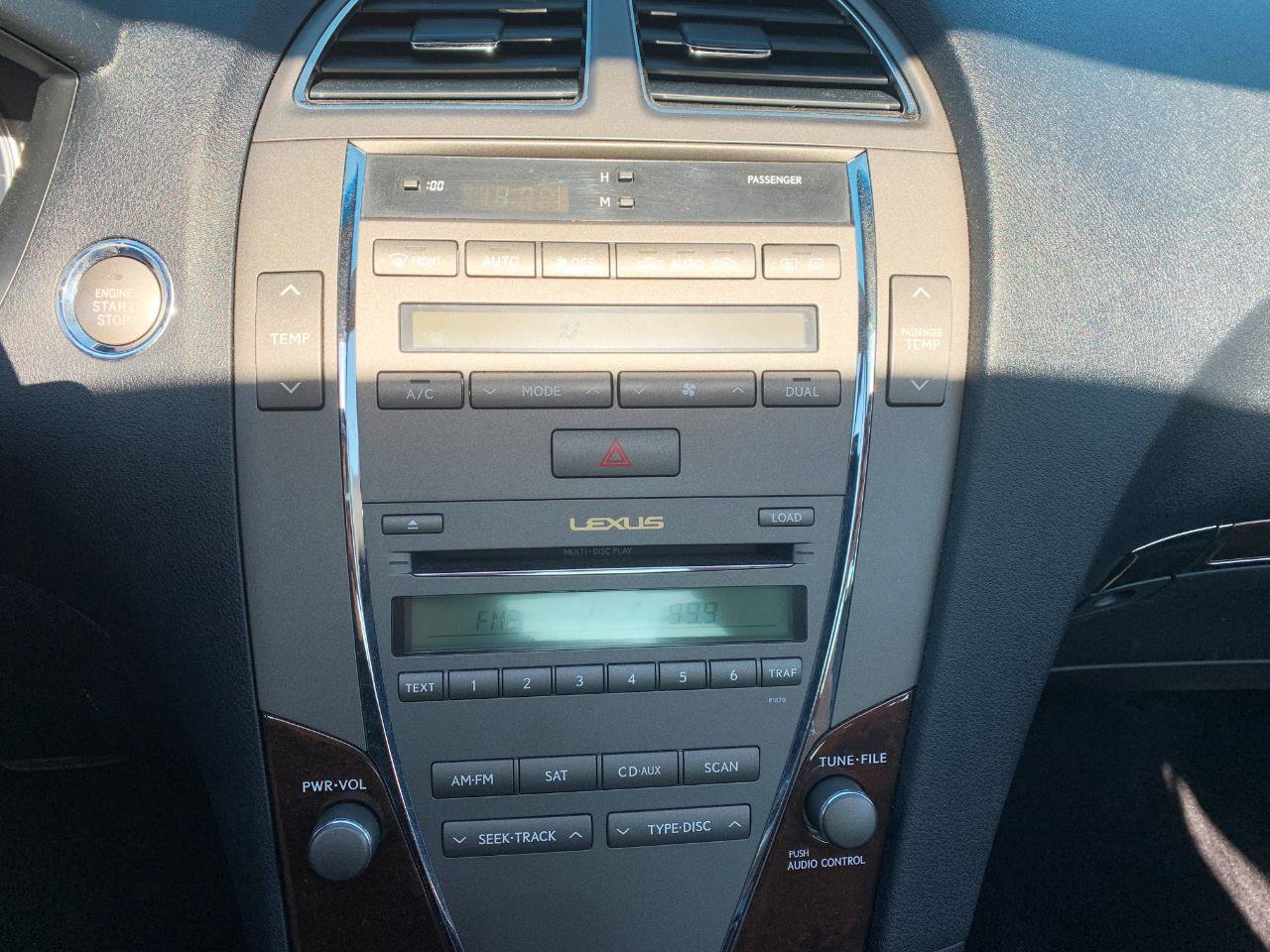 Used 2011 Lexus ES 350 FWD image 8