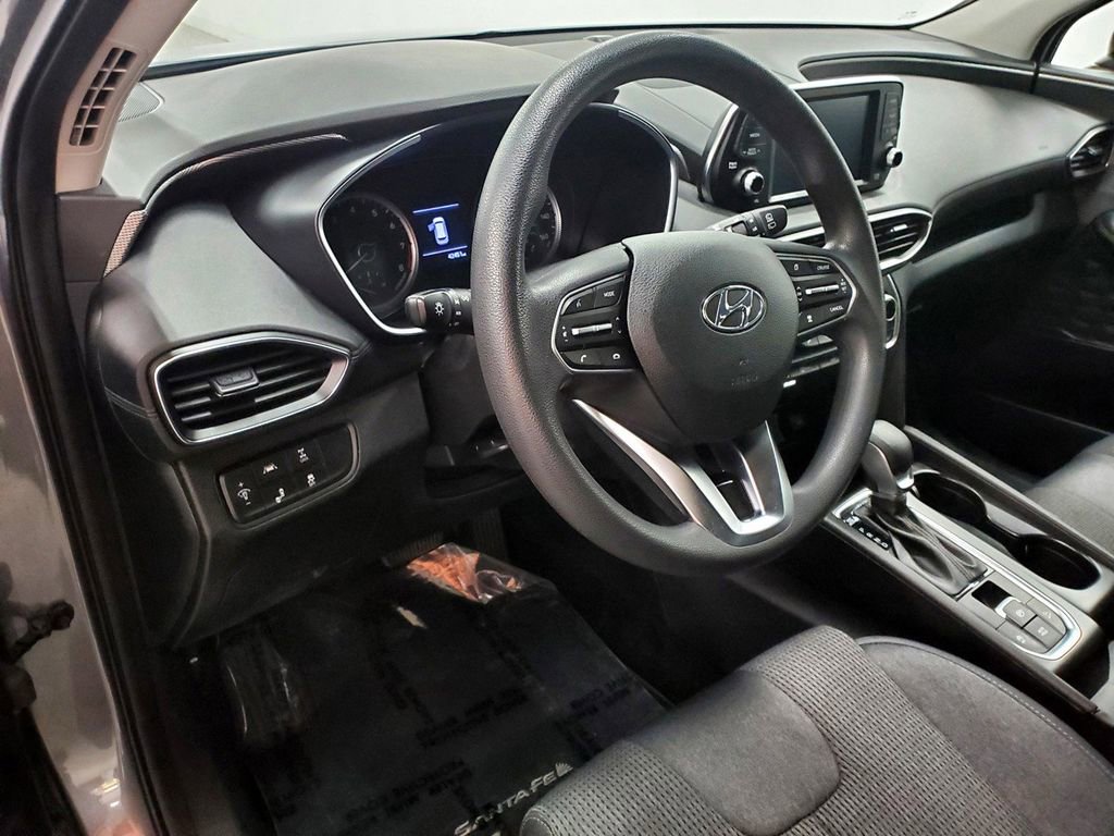 Used 2019 Hyundai Santa Fe SE image 10