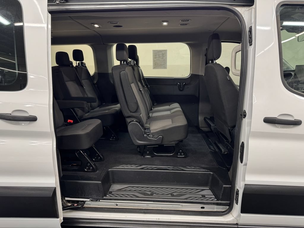 Used 2023 Ford Transit 350 XLT RWD image 15