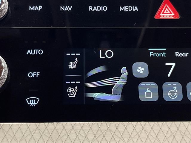 Used 2025 Genesis GV80 2.5T Advanced image 8