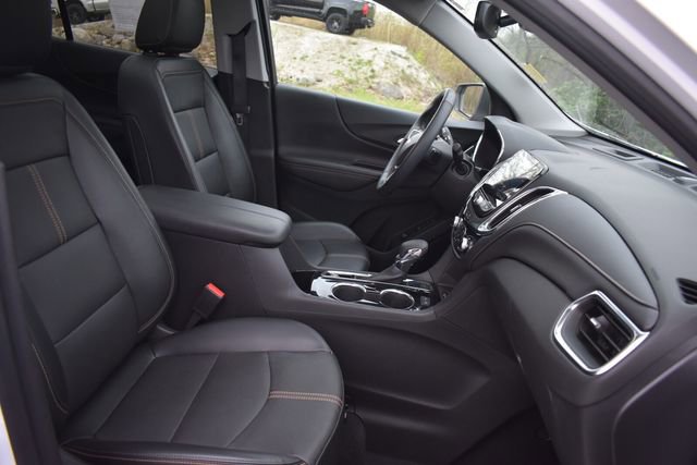 Certified 2023 Chevrolet Equinox Premier AWD/4WD image 16
