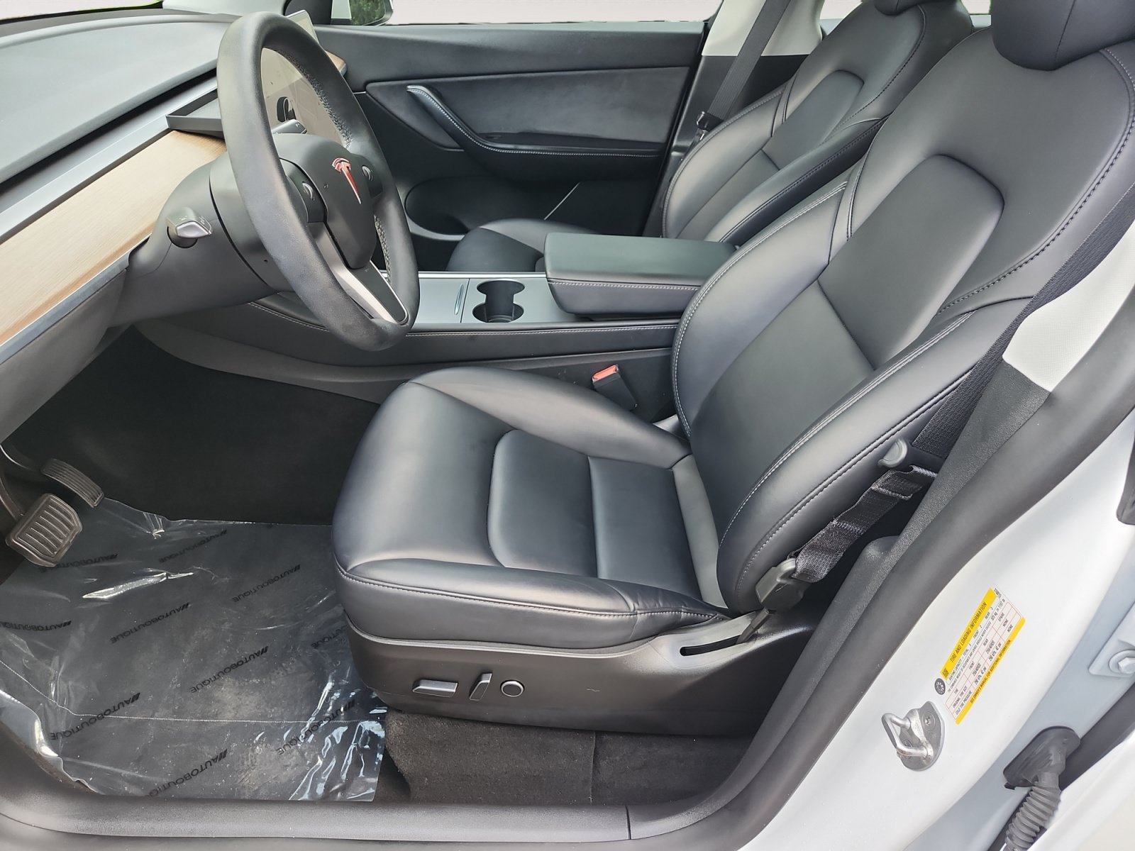 Used 2022 Tesla Model Y Long Range AWD/4WD image 9
