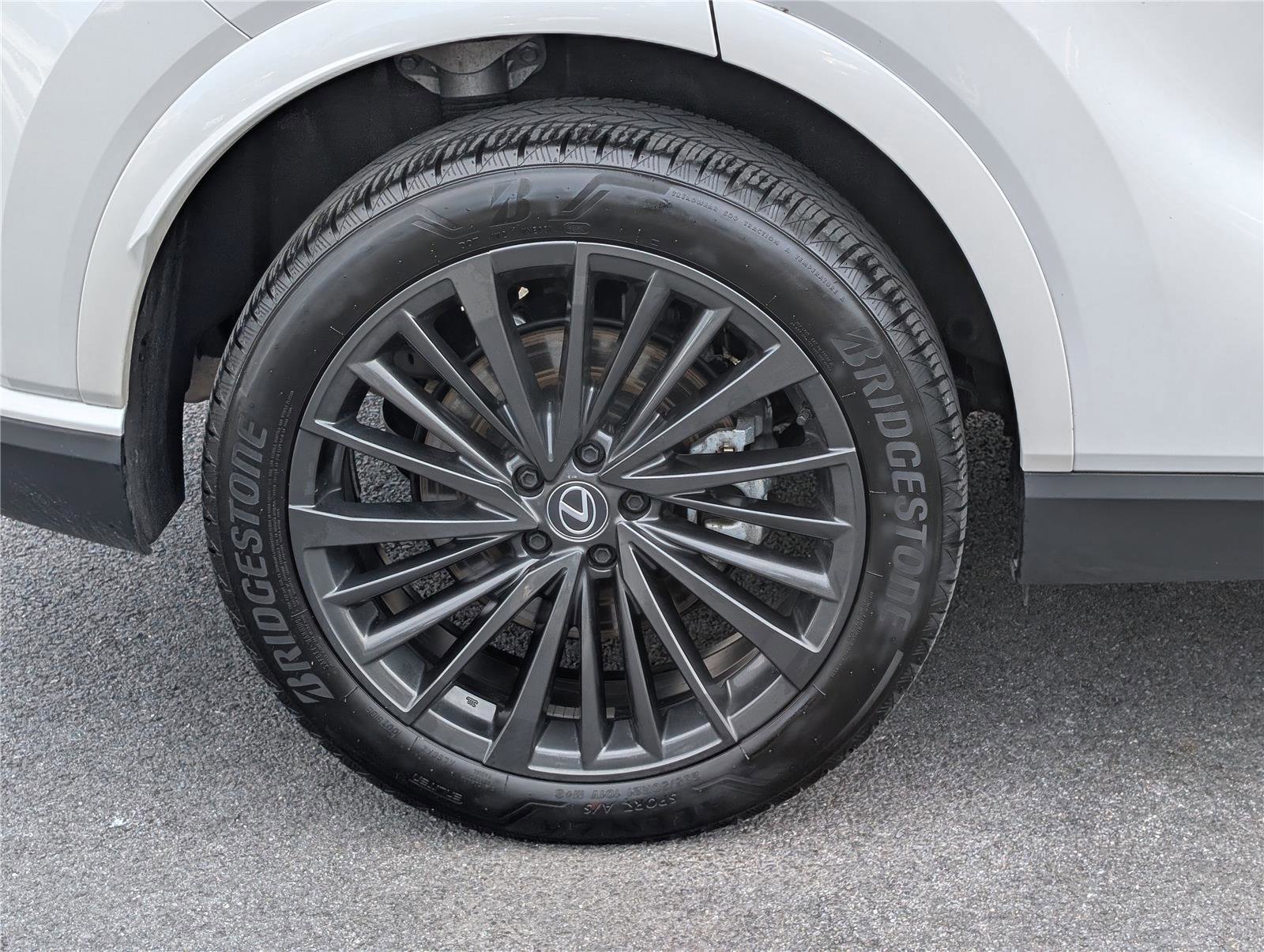 Used 2024 Lexus RX 350 Premium image 10