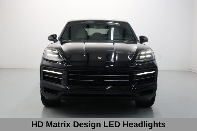 Used 2026 Porsche Cayenne AWD/4WD image 45