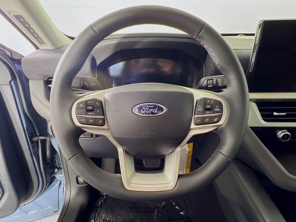 New 2026 Ford Explorer Active w/ Active Comfort Package AWD/4WD image 8